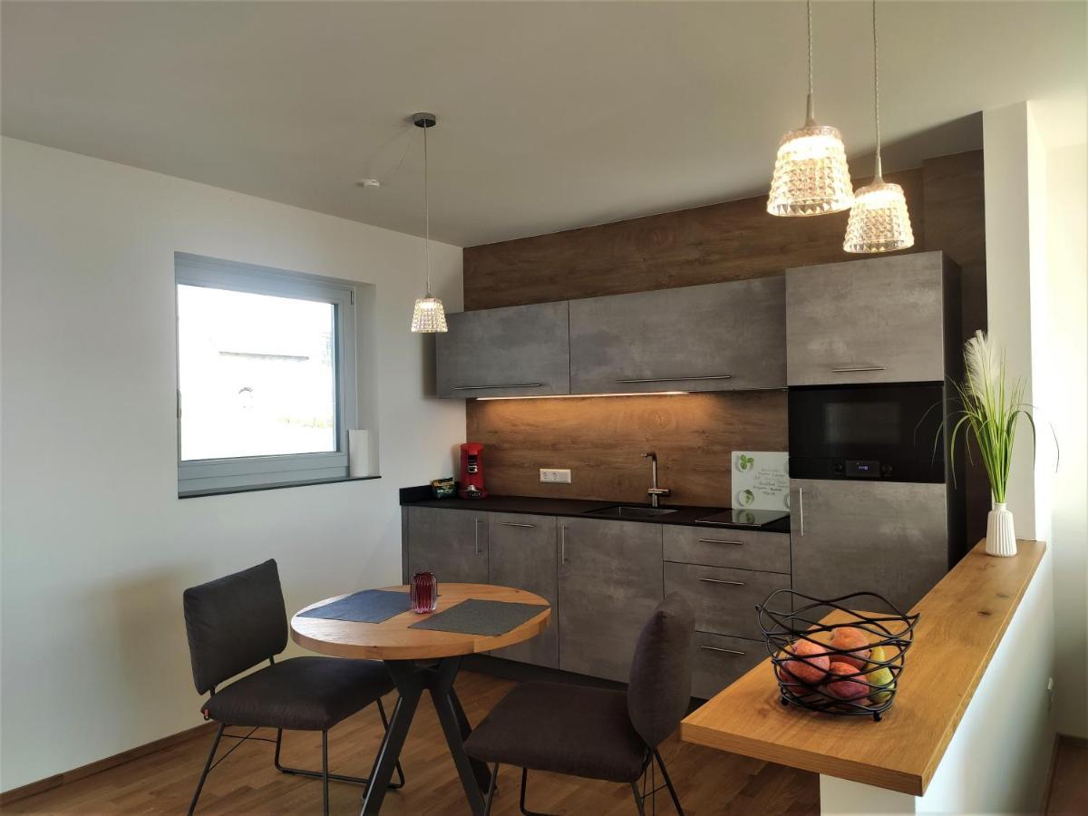 Hecklers Seepanorama Appartements Uberlingen Esterno foto