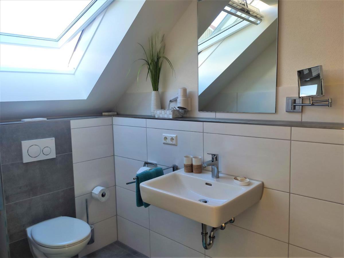 Hecklers Seepanorama Appartements Uberlingen Esterno foto