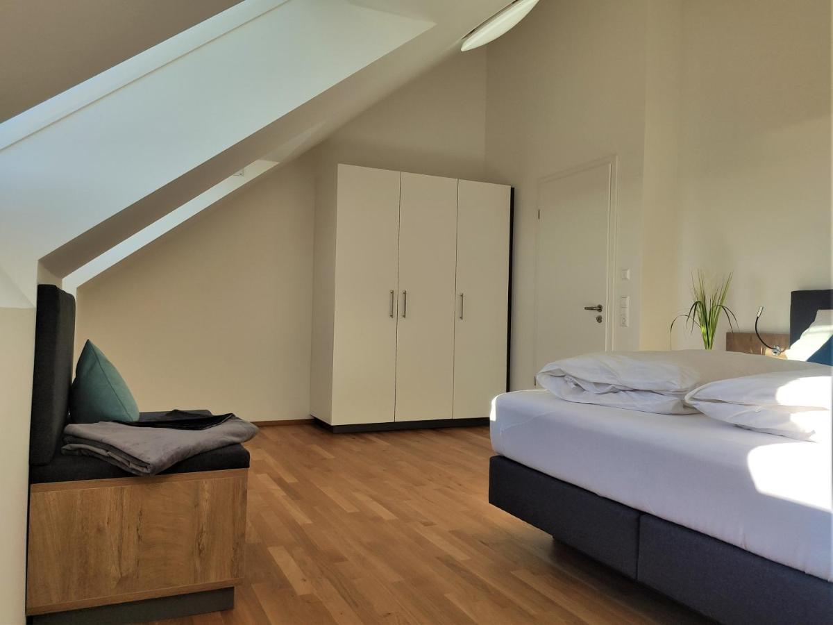 Hecklers Seepanorama Appartements Uberlingen Esterno foto