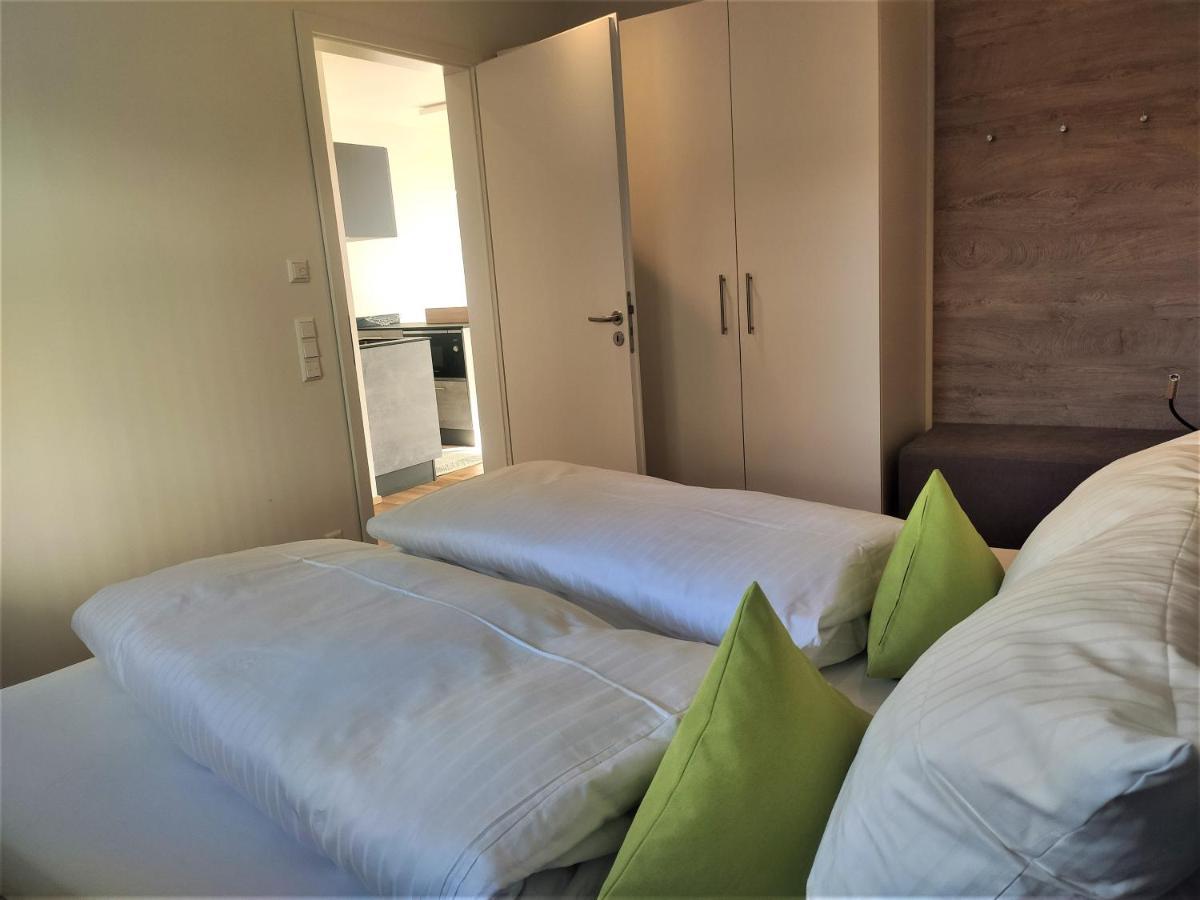 Hecklers Seepanorama Appartements Uberlingen Esterno foto